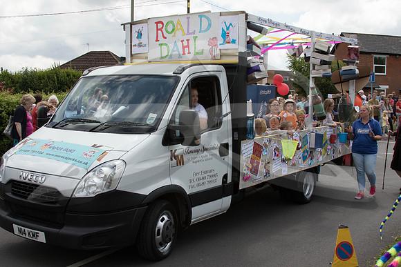 Hedge End Carnival-64